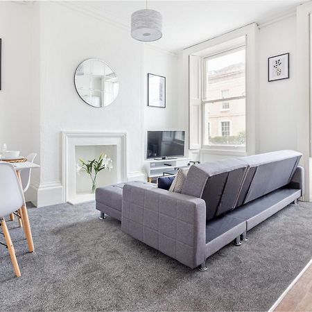 Host & Stay - Montpellier Villa Apartment كيلتنهام المظهر الخارجي الصورة